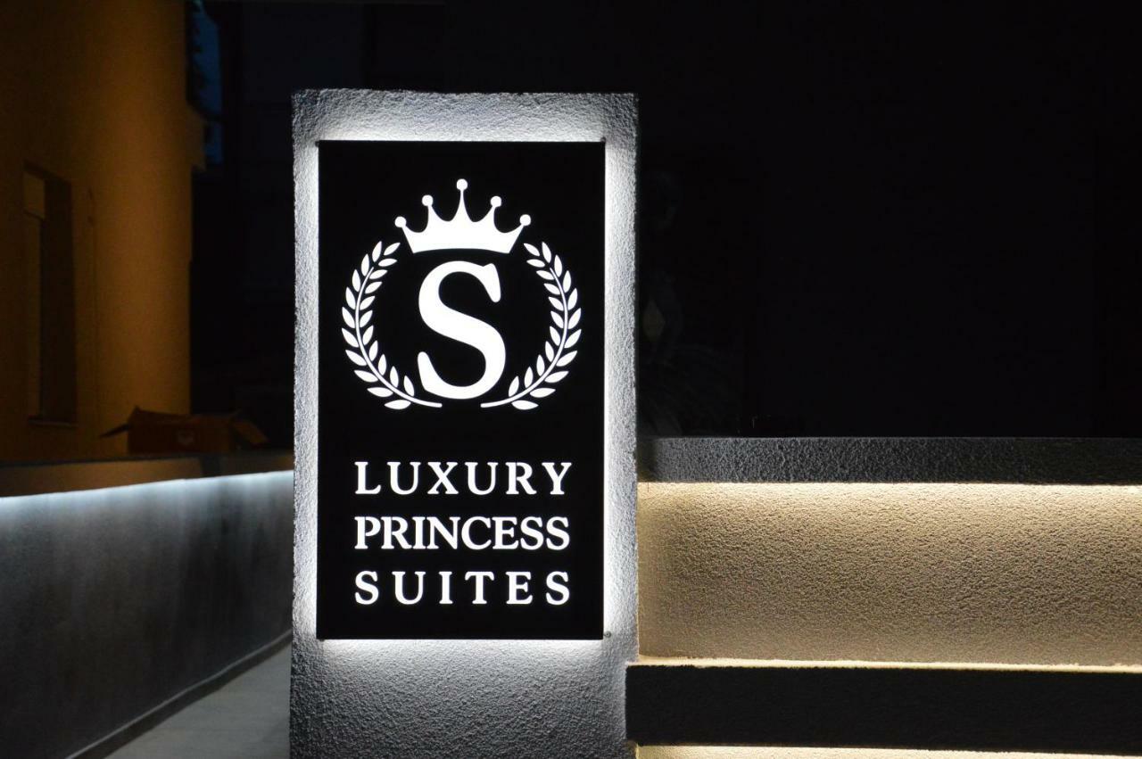 S. Luxury Princess Suite Nea Kallikrateia Exterior foto